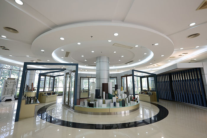 鋁型材部分樣品展廳-工業(yè)鋁型材生產廠家